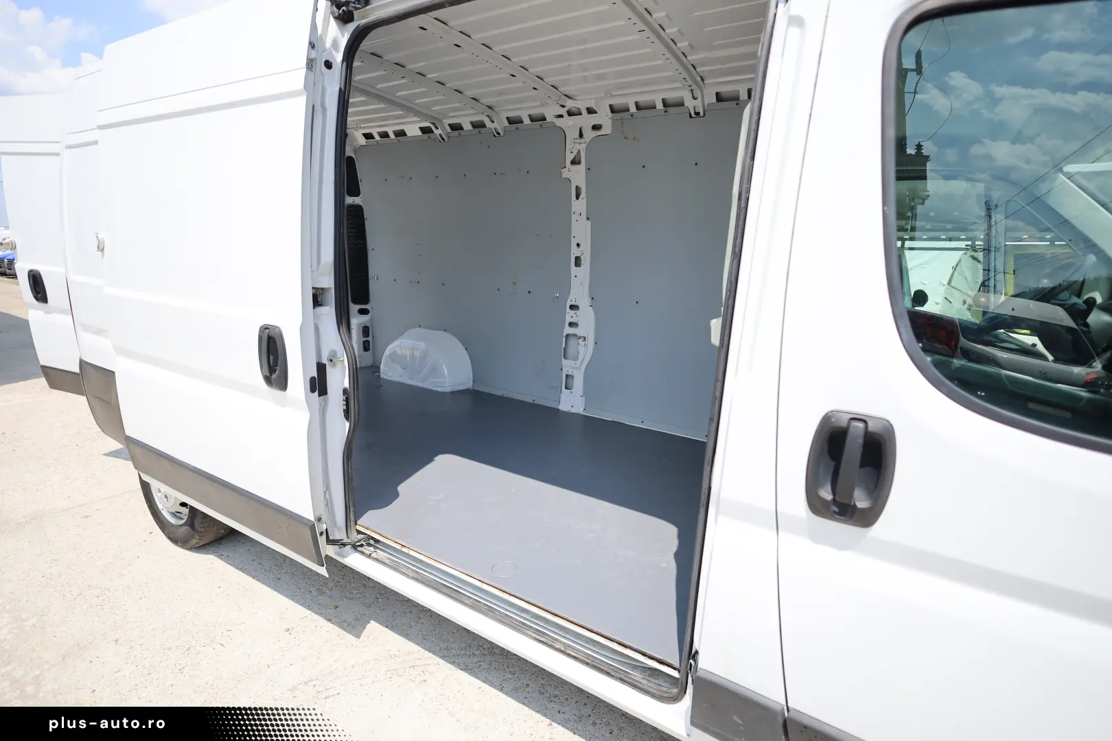 Peugeot Boxer L3H2 2.2D 165CP
