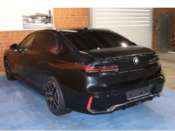 BMW 740 d xDrive M Sport Standhz Sky Lounge