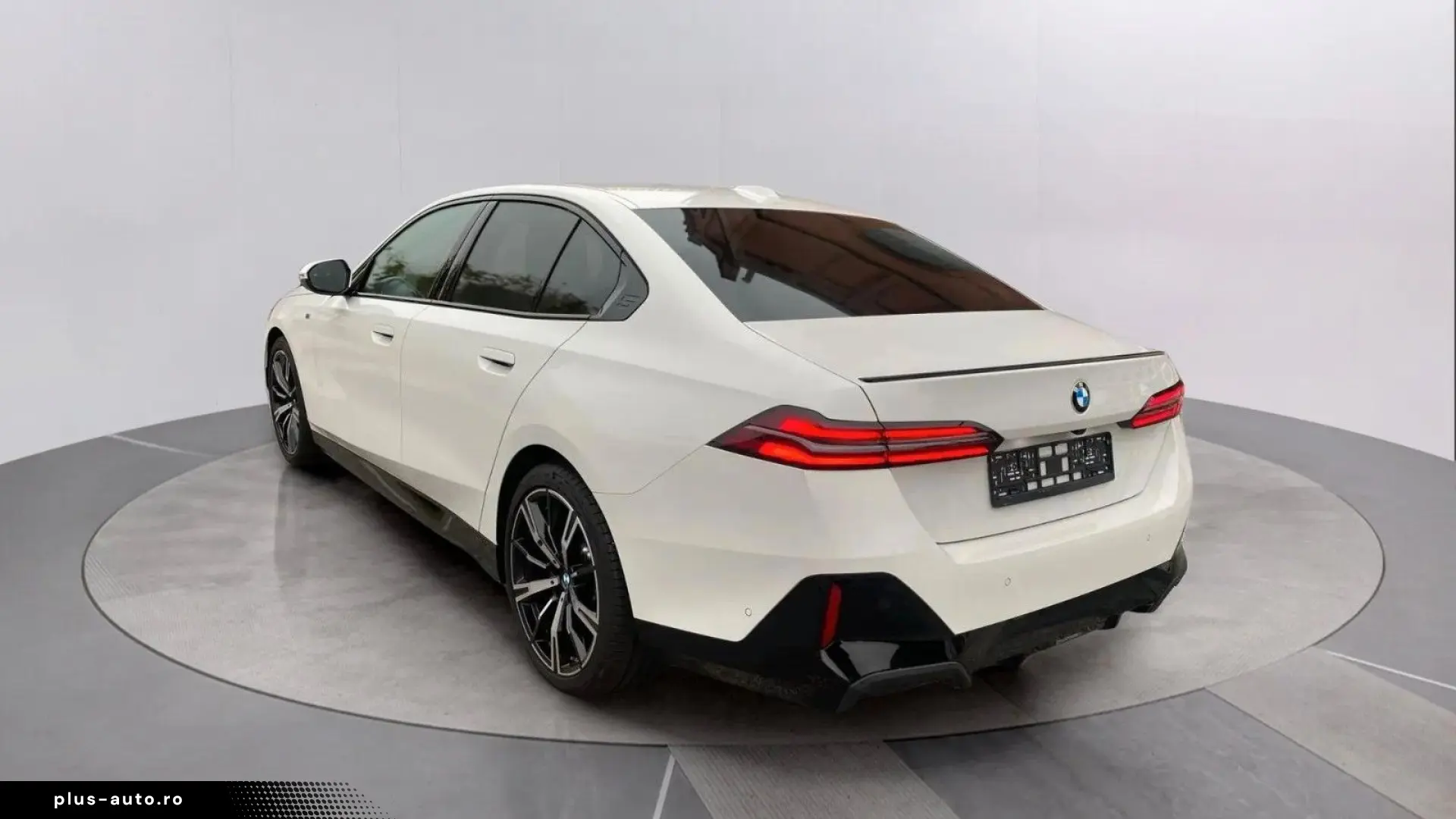 BMW 520d A  M-SPORT PRO PAKET LED DRIVING-ASSIST AHK