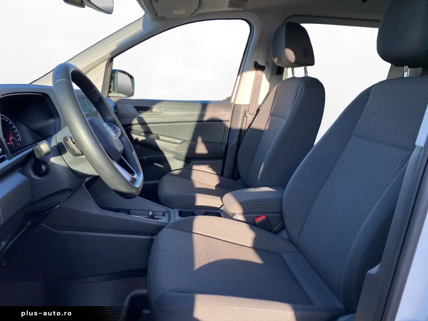 VW Caddy Maxi 2.0 TDI DSG PDC Navi Klima Frontkamer