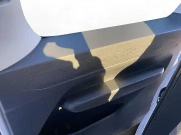 VW Caddy Maxi 2.0 TDI DSG PDC Navi Klima Frontkamer