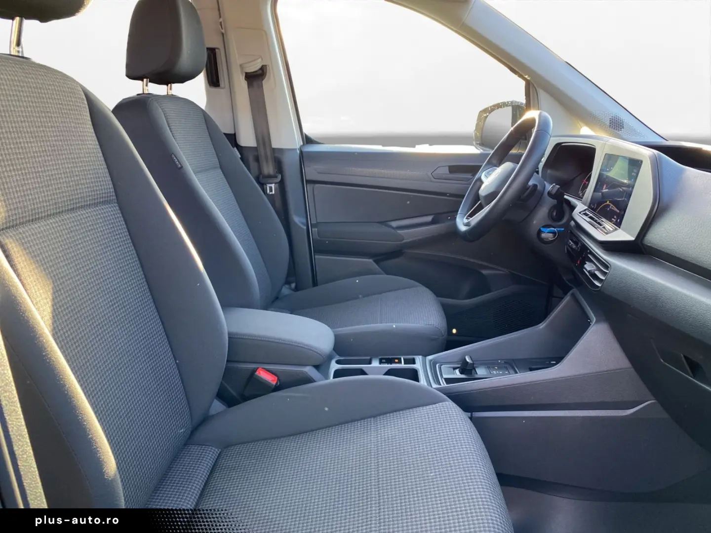 VW Caddy Maxi 2.0 TDI DSG PDC Navi Klima Frontkamer