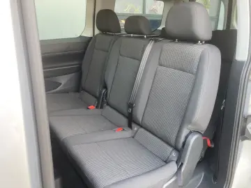 VW Caddy Maxi TDI 90 kw DSG AHK LED Navi ACC