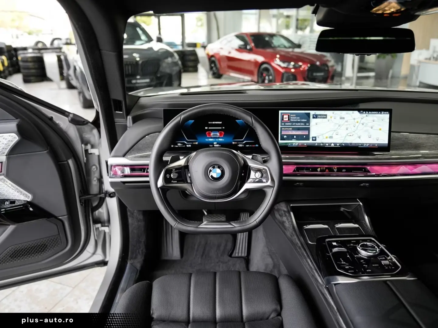 BMW 740 d xDrive B&W