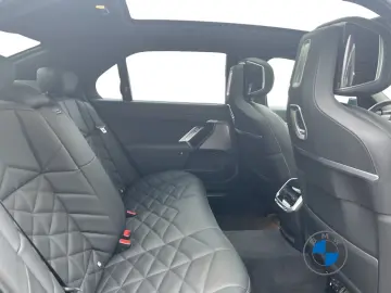 BMW 740 d xDrive M Sport 21  AHK