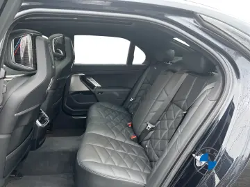 BMW 740 d xDrive M Sport 21  AHK