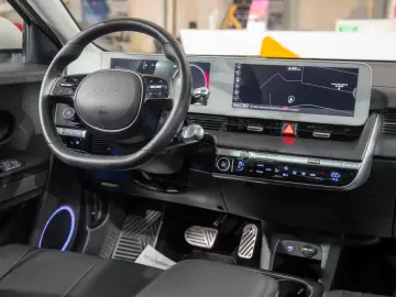 Hyundai IONIQ 5  Uniq