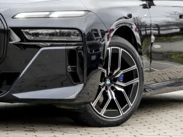 BMW 740 d xDrive M SPORT PRO AHK HuD