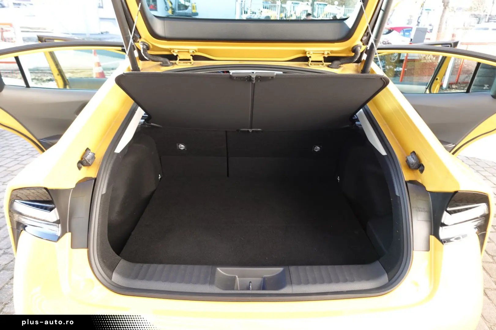 TOYOTA Prius 2.0l Plug-in Hybrid Executive