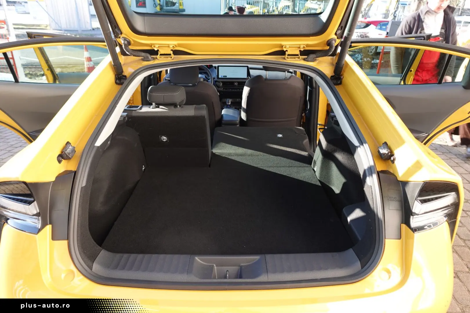 TOYOTA Prius 2.0l Plug-in Hybrid Executive