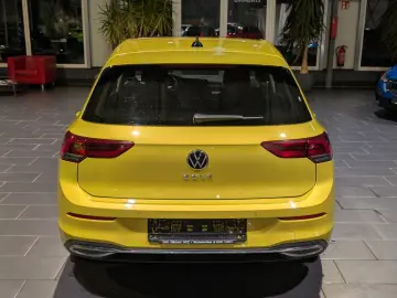 VW Golf 2.0 TDI SCR DSG Style