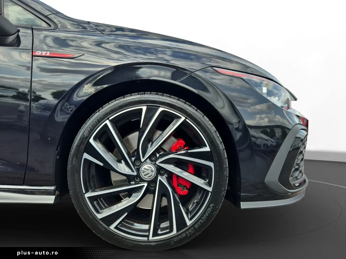 VW Golf VIII GTI 2.0 TSI DSG AHK RüKa Matrix ACC