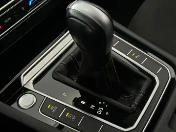 VW Arteon Shooting Brake R-Line 2 0-147kW STH NAVI