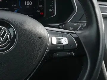 VW Tiguan Allspace R line 4Motion 2.0 TDI AHK