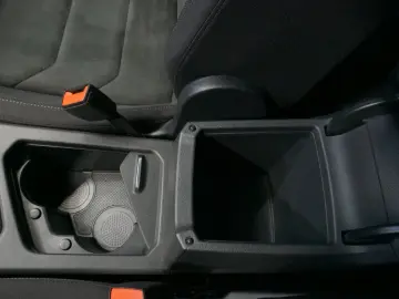 VW Tiguan Allspace R line 4Motion 2.0 TDI AHK