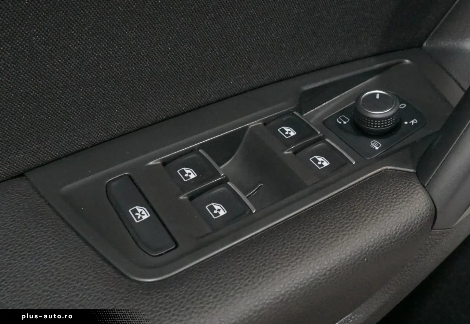 VW Tiguan Allspace R line 4Motion 2.0 TDI AHK