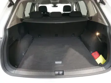 VW Tiguan Allspace R line 4Motion 2.0 TDI AHK