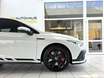 VW Golf VIII Limo GTI Clubsport App-Connect Navi