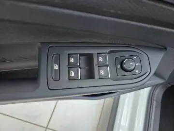 VW Golf VIII Limo GTI Clubsport App-Connect Navi