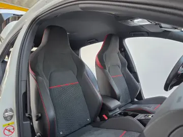 VW Golf VIII Limo GTI Clubsport App-Connect Navi