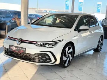 VW Golf VIII 2.0TSI Lim. GTI DSG AMBIENTE NAVI DAB