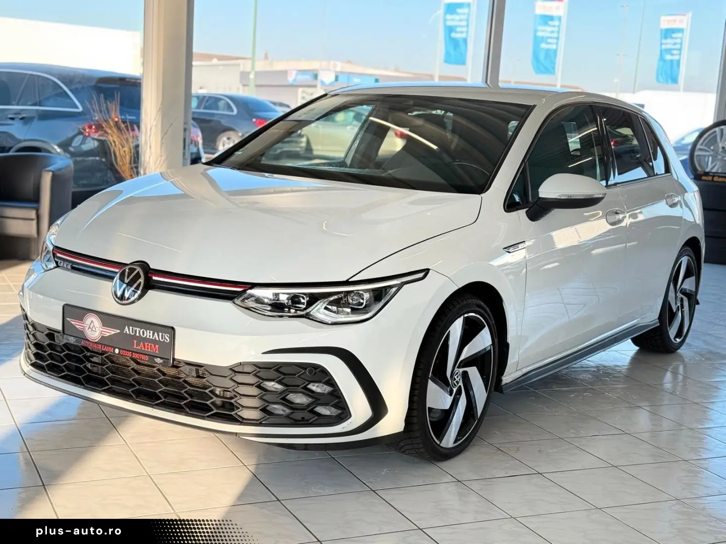 VW Golf VIII 2.0TSI Lim. GTI DSG AMBIENTE NAVI DAB