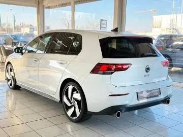 VW Golf VIII 2.0TSI Lim. GTI DSG AMBIENTE NAVI DAB