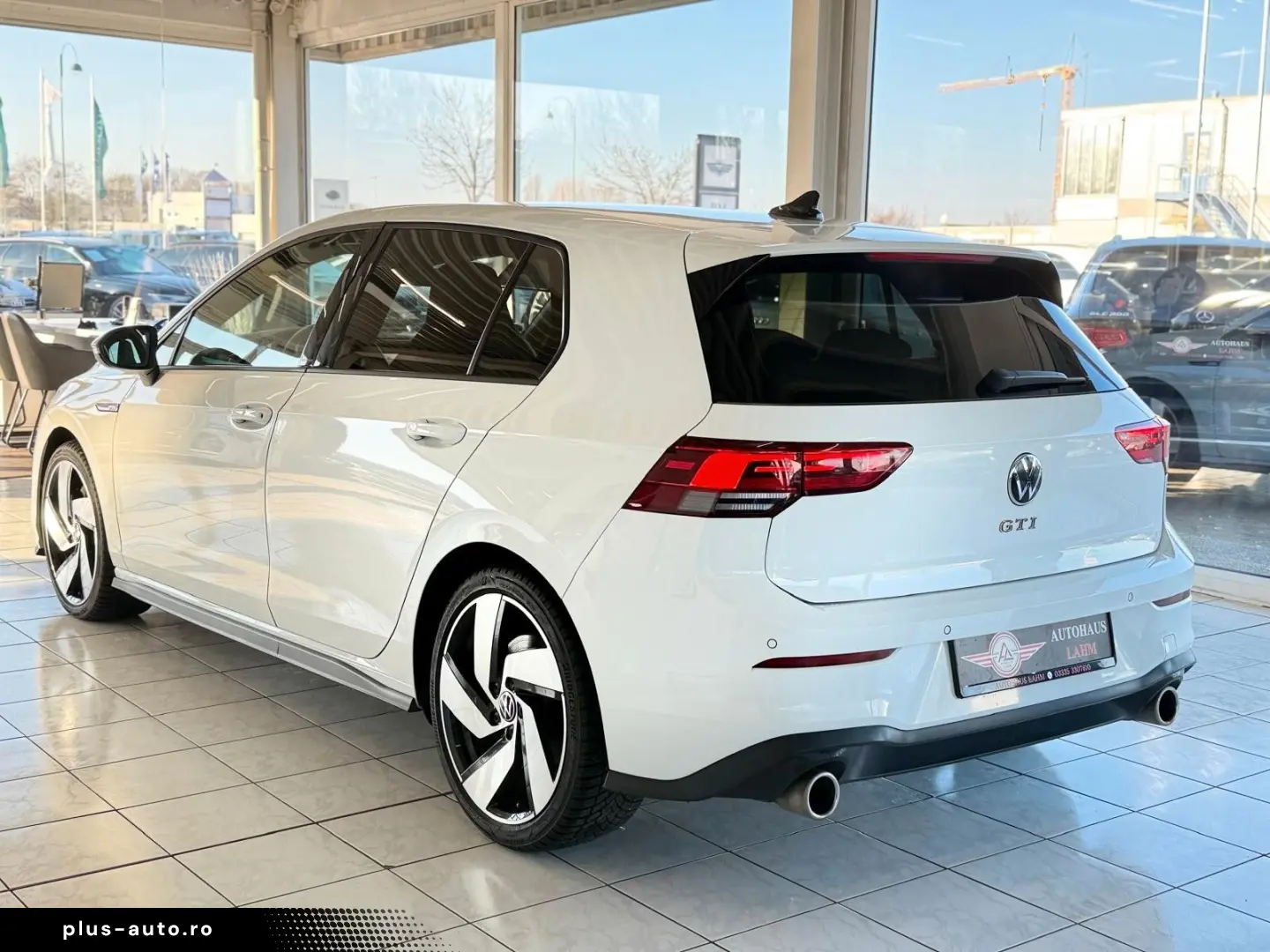 VW Golf VIII 2.0TSI Lim. GTI DSG AMBIENTE NAVI DAB