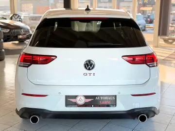 VW Golf VIII 2.0TSI Lim. GTI DSG AMBIENTE NAVI DAB