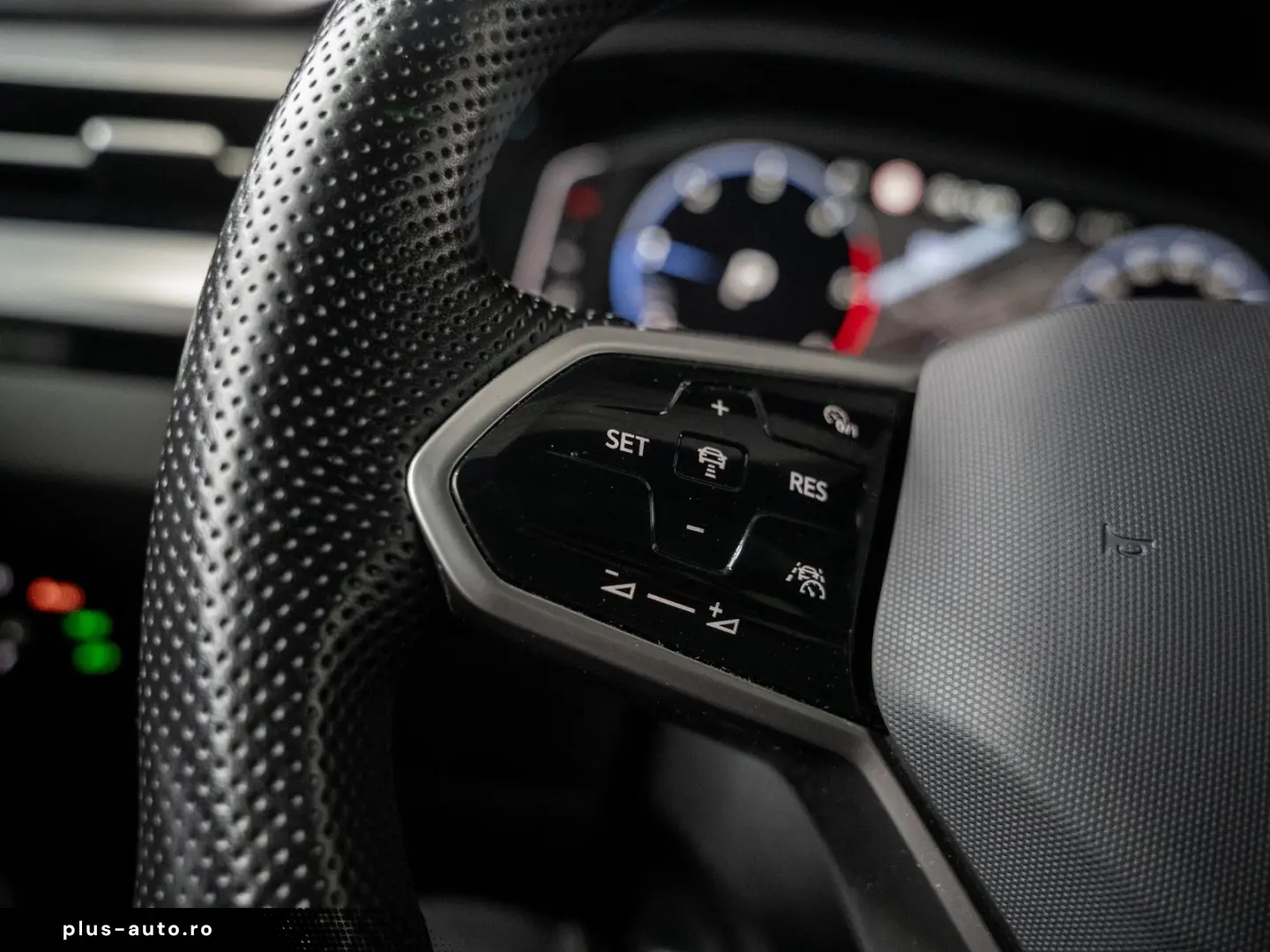 VW Arteon Shooting Brake 2.0 TDI R-Line DSG Pano