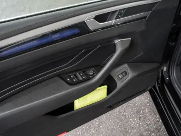 VW Arteon Shooting Brake 2.0 TDI R-Line DSG Pano