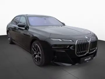BMW 740 d xDr M Sport AHK StHz SkyL