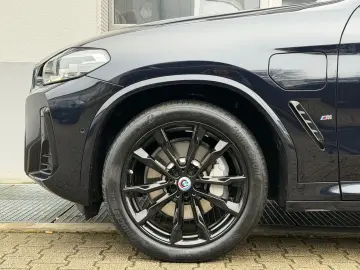BMW X3 30e xD M SPORT ACC PANO HARMAN 360 HUD KEY 20