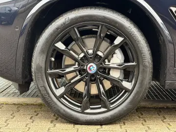 BMW X3 30e xD M SPORT ACC PANO HARMAN 360 HUD KEY 20