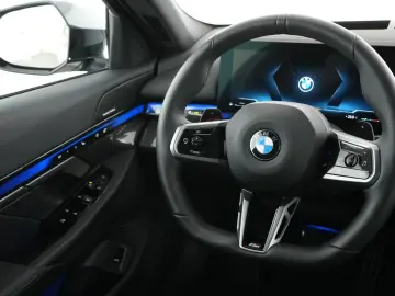 BMW 520i M Sport Lüft ACC PAs 360  ha&ka 4xSHZ el.Si