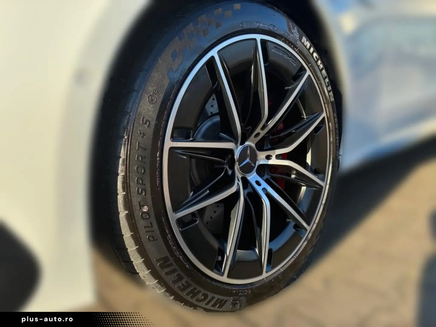 MERCEDES-BENZ AMG E 53 Hybrid 4M  AMG AHK Night 360 Burm-4D