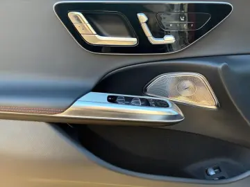 MERCEDES-BENZ AMG E 53 Hybrid 4M  AMG AHK Night 360 Burm-4D