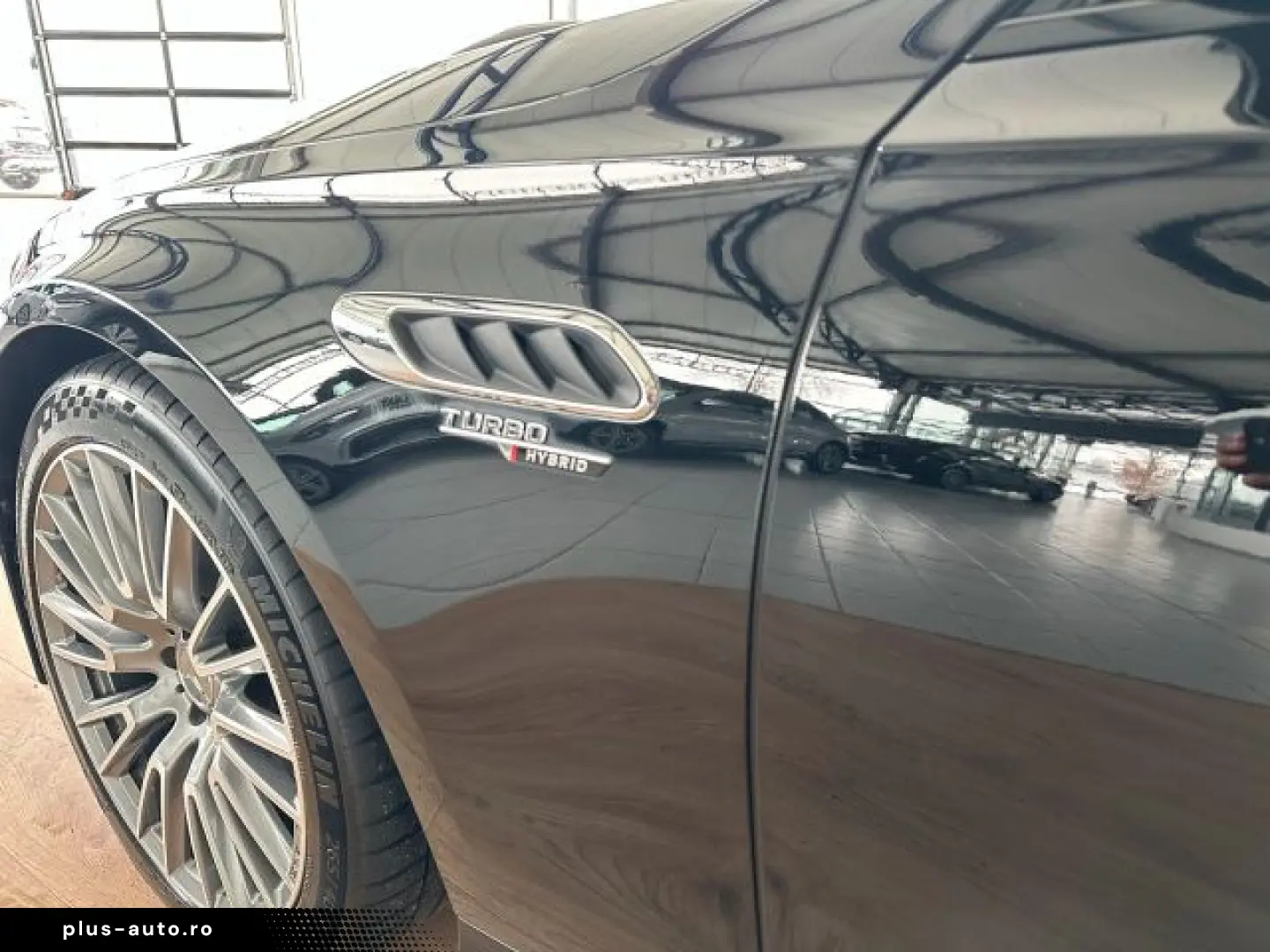 MERCEDES-BENZ E 53 Hybrid 4M PANORAMA BURMESTER 360