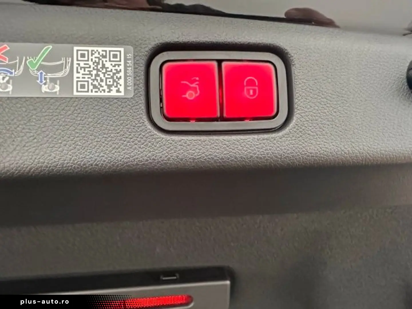 MERCEDES-BENZ E 53 Hybrid 4M PANORAMA BURMESTER 360