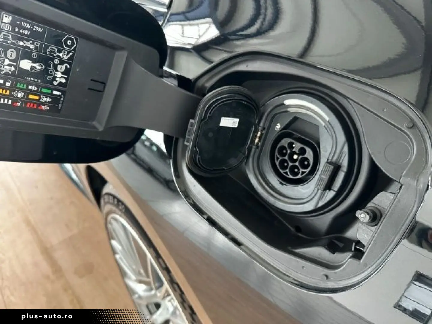 MERCEDES-BENZ E 53 Hybrid 4M PANORAMA BURMESTER 360