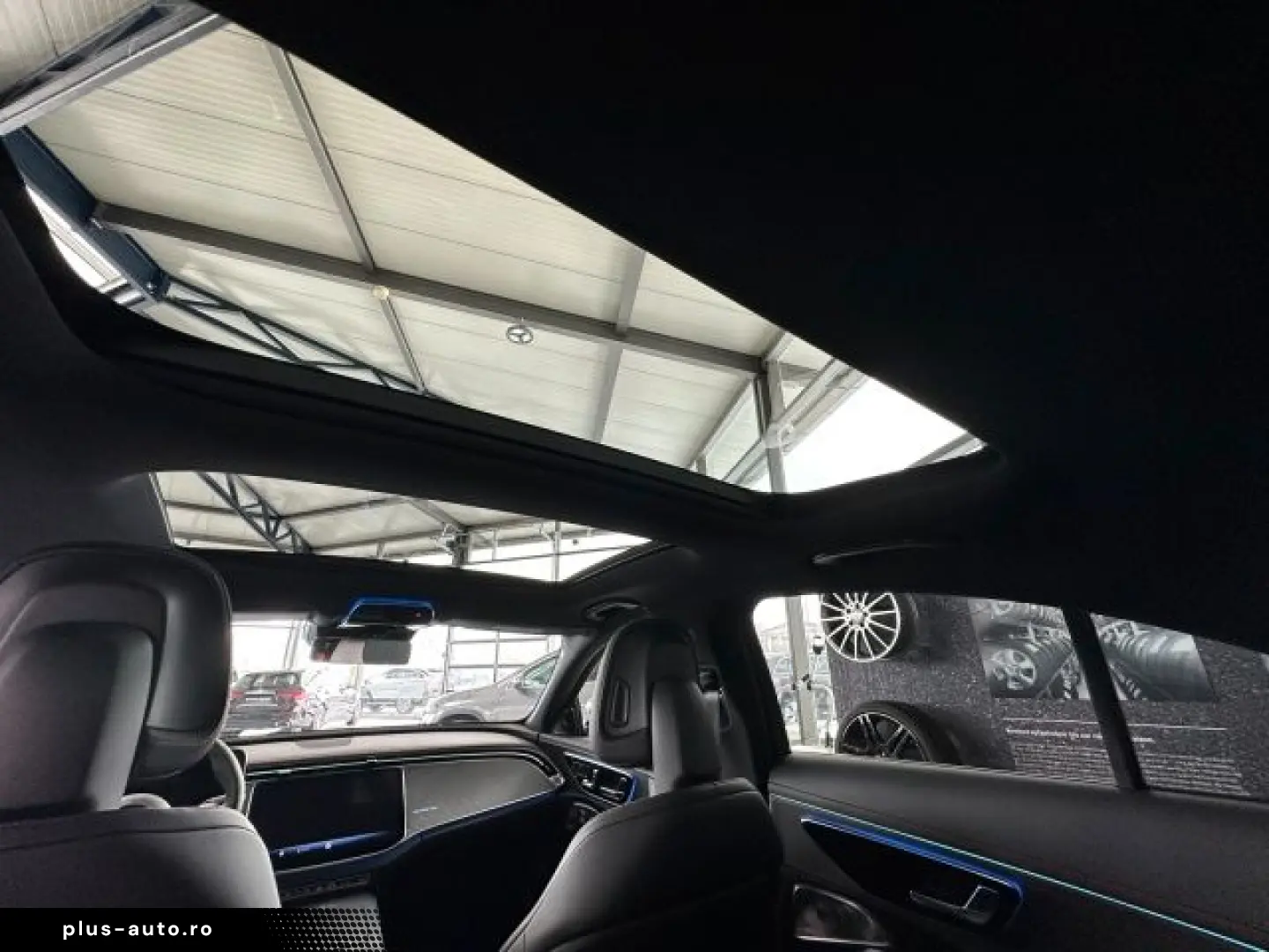 MERCEDES-BENZ E 53 Hybrid 4M PANORAMA BURMESTER 360