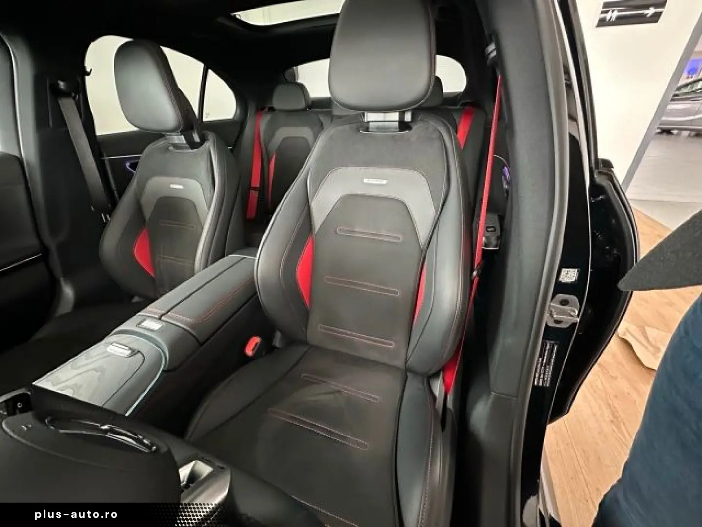 MERCEDES-BENZ E 53 Hybrid 4M PANORAMA BURMESTER 360