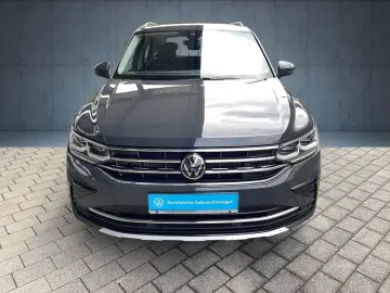 VW Tiguan 2.0 TDI DSG Elegance Navi IQ.Light ACC