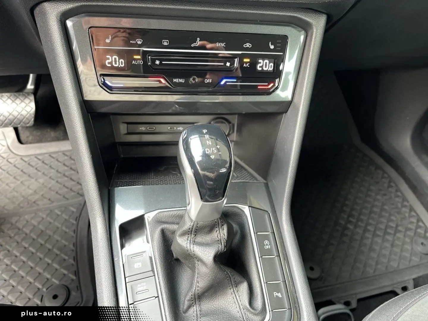 VW Tiguan 2.0 TDI DSG Elegance Navi IQ.Light ACC