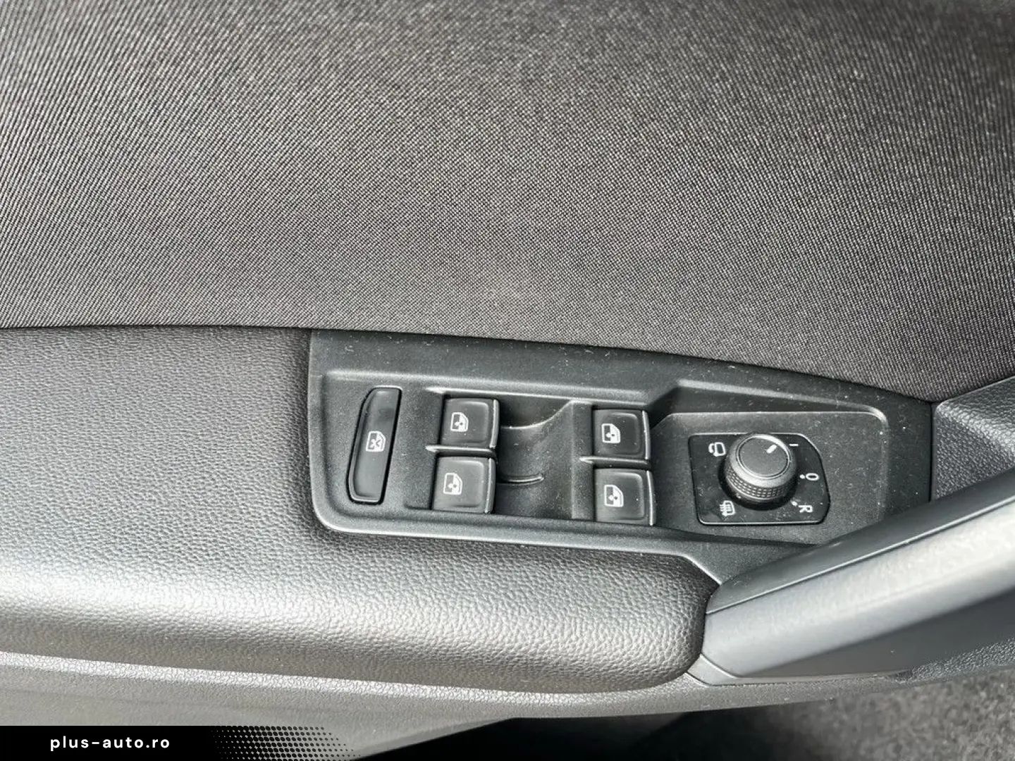 VW Tiguan 2.0 TDI DSG Elegance Navi IQ.Light ACC