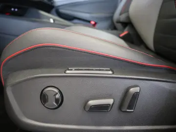 VW Golf VIII GTI Pano AHK Matrix Virtual Memory