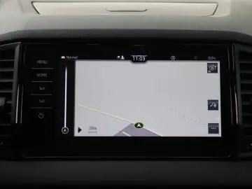 SKODA KAROQ SPORTLINE 1.5TSI DSG ANHÄNGERKUPPLUNG 19