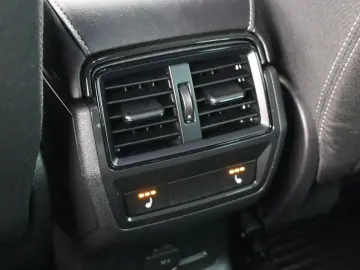 SKODA KAROQ SPORTLINE 1.5TSI DSG ANHÄNGERKUPPLUNG 19