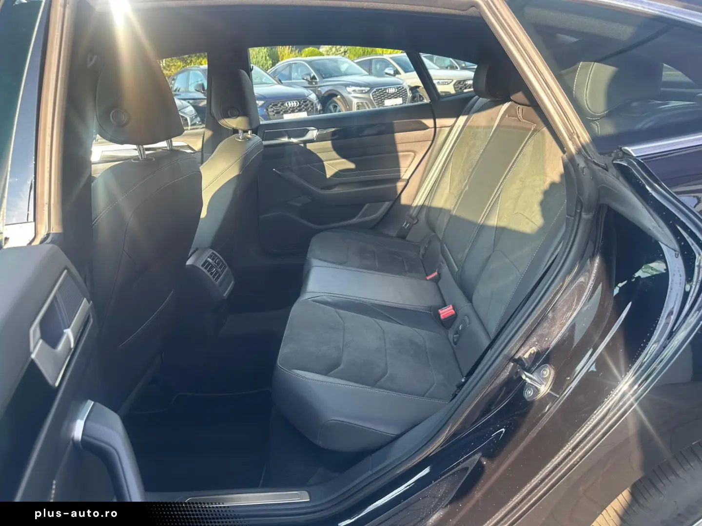 VW Arteon 2.0 TSI R-Line DSG Matrix-LED ACC