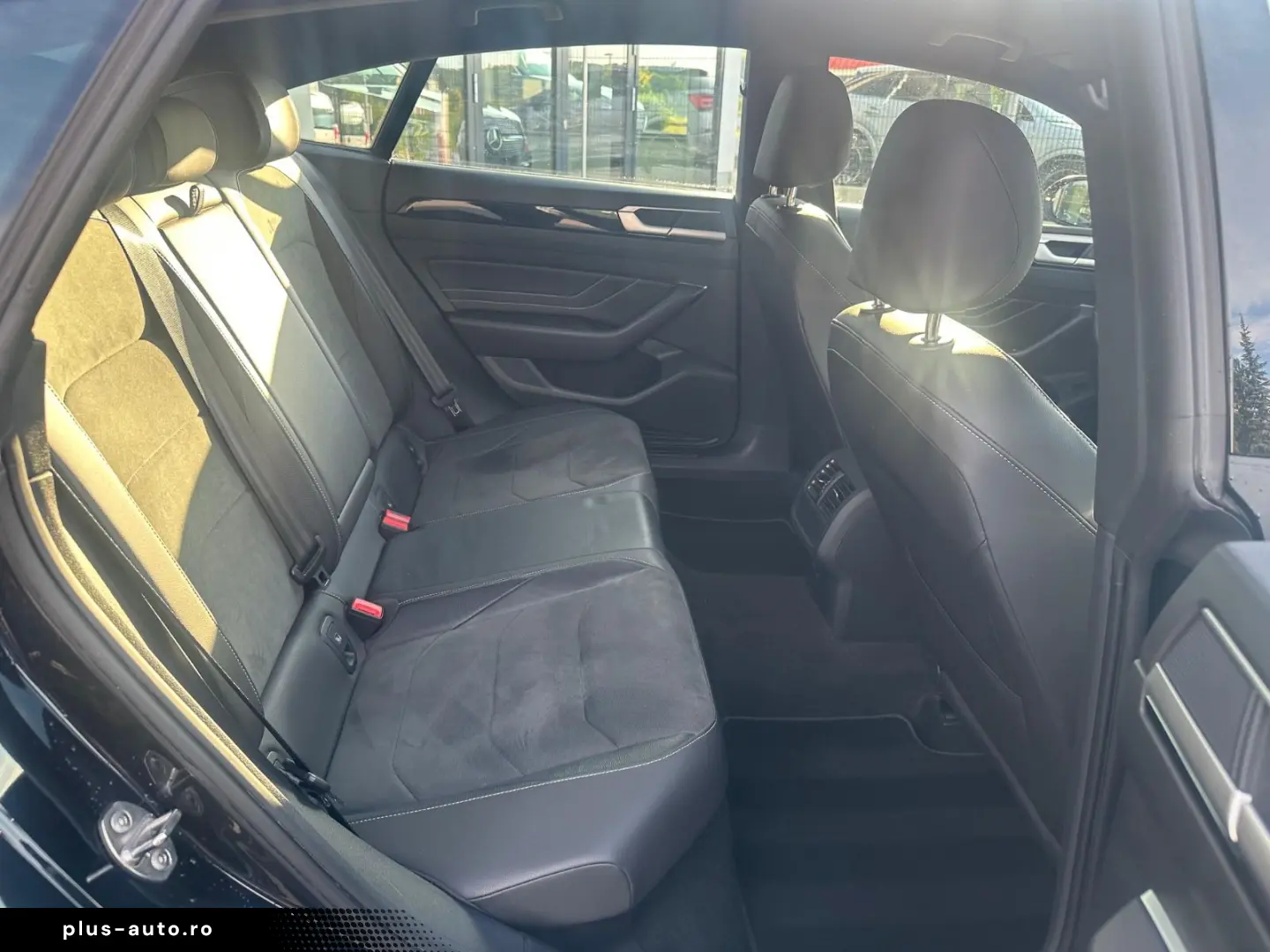 VW Arteon 2.0 TSI R-Line DSG Matrix-LED ACC